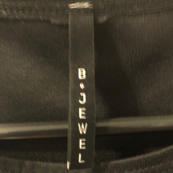 Black & White Zipper Peplum Top - Picture 3 of 4